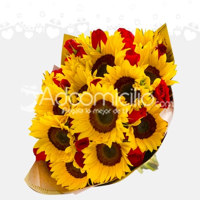 Bouquet De Girasoles Y Rosas A Domicilio Em Armenia Pedido Con Un Día De Anticipación