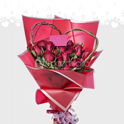 Ramo de corazón con 20 rosas rojas Regalo de san valentin 