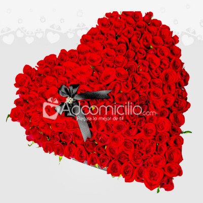 Corazón De Rosas En Caja Premium San Valentín a Domicilio Medellín 